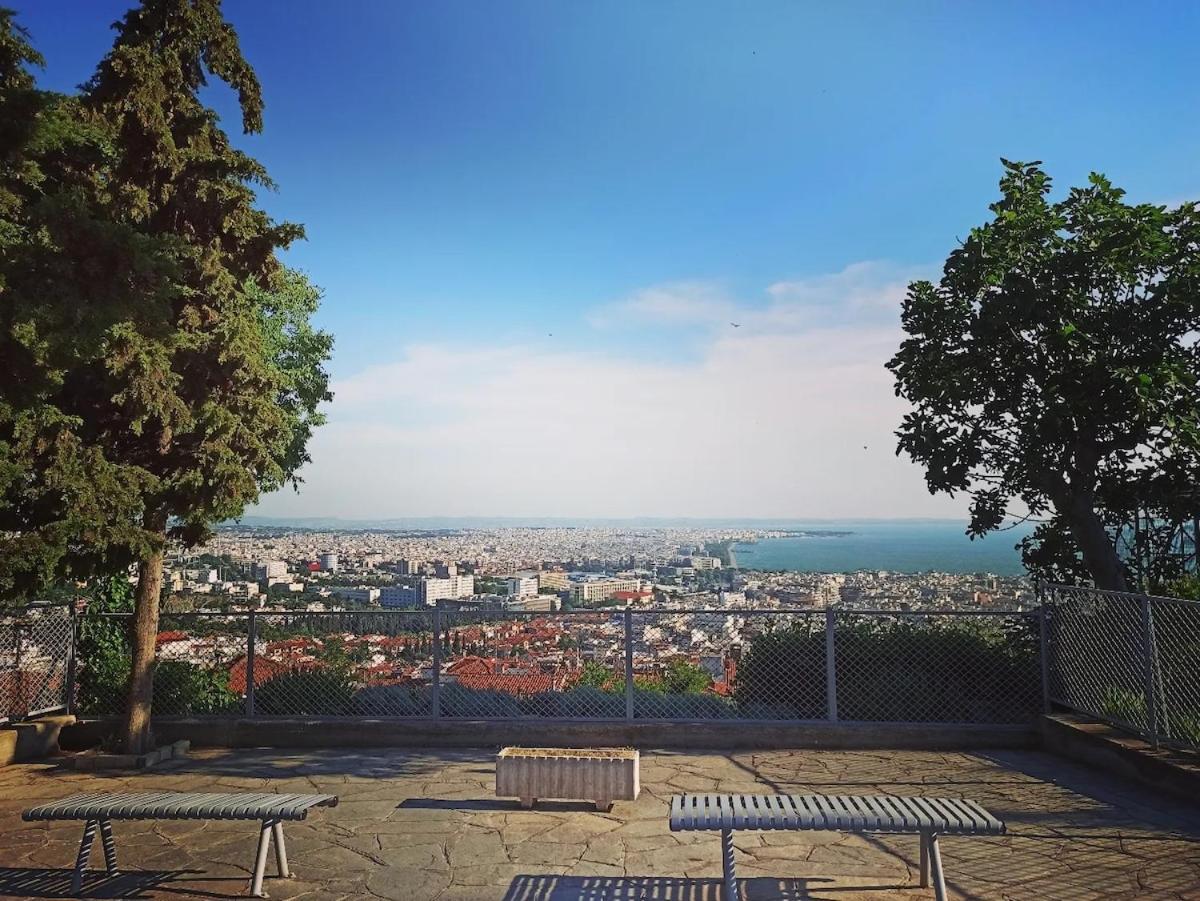 Apartment New With Backyard Thessaloniki