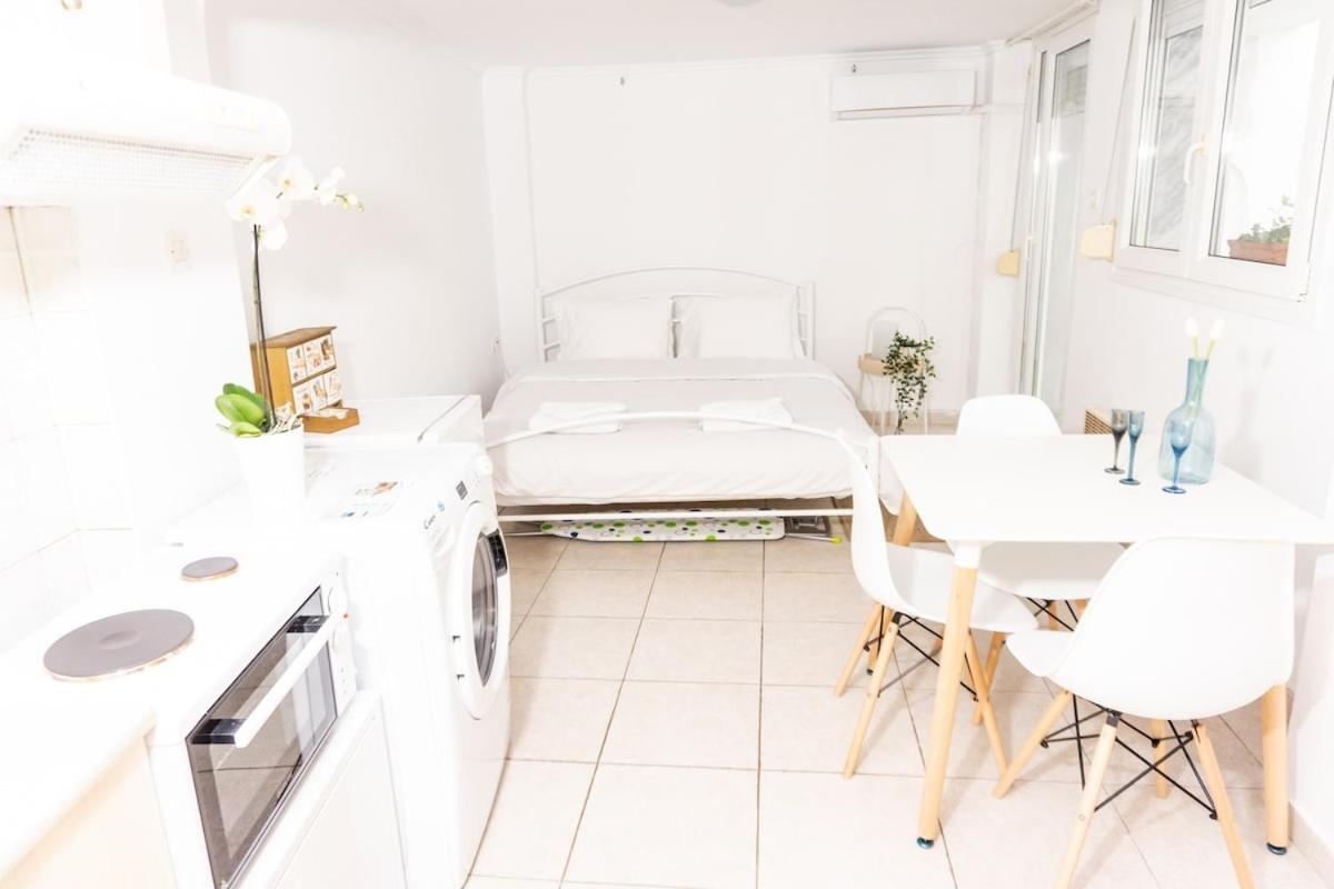 New With Backyard Apartment Thessaloniki